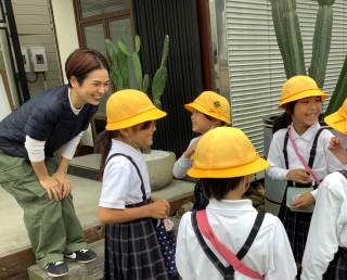 2年1組 せいかつ_秋山涼太_町たんけん当日_11